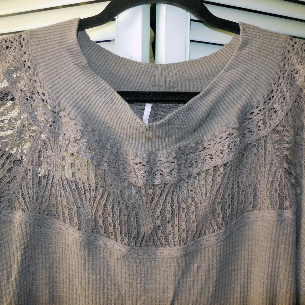 Free People NWT Size L Taupe Thermal with Lace